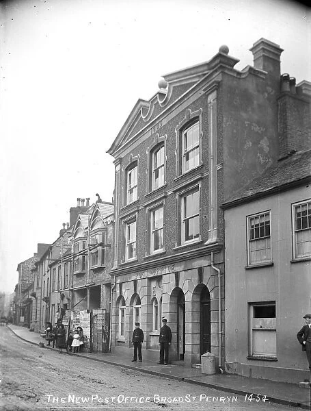 Broad Street, Penryn, Cornwall. After 1905