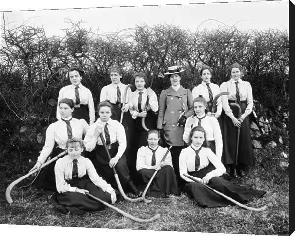 Hockey team, Cornwall. Around 1900