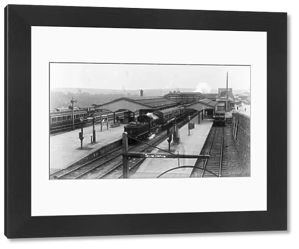 Truro railway station, Cornwall. Between 1904-1912