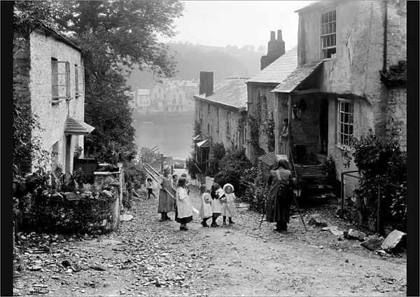 Bodinnick, Lanteglos by Fowey, Cornwall. 1904