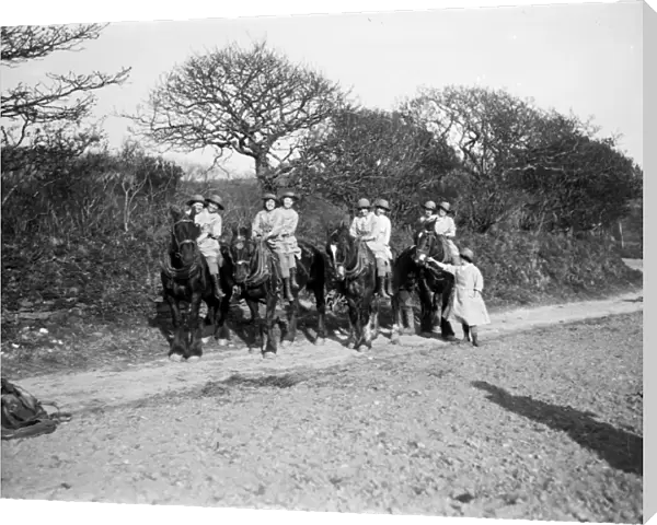 Members of the First World War Womens Land Arm. Tregavethan Farm, Truro, Cornwall. 1917