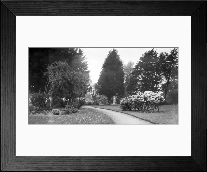 Framed Print : Boscawen Park, Truro, Cornwall. Early 1900s