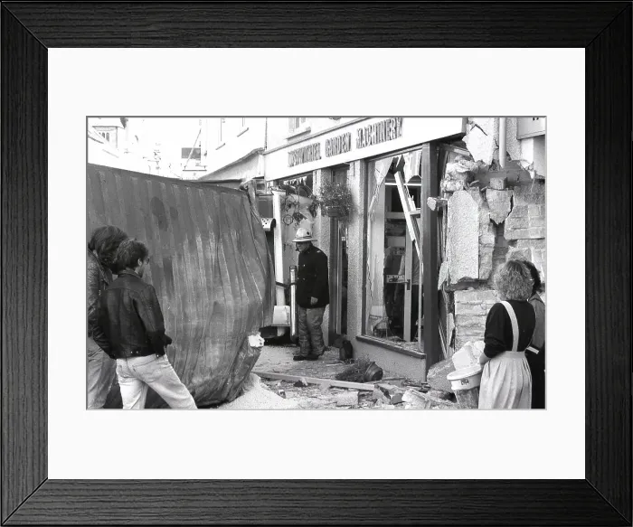 Framed Print : Lorry crash, Lostwithiel, Cornwall. September 1990 Framed Print : Lorry crash, Lostwithiel, Cornwall. September 1990