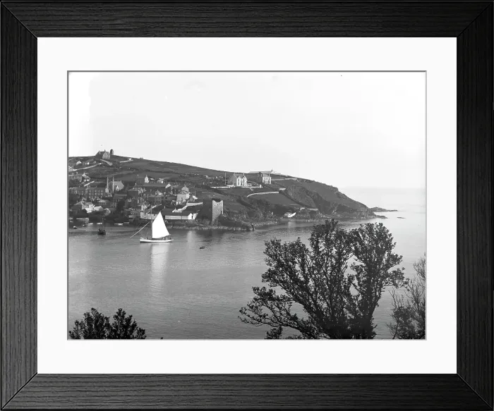 Framed Print : Polruan, Lanteglos by Fowey, Cornwall. 1904