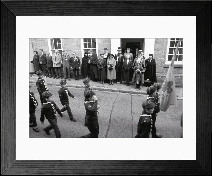 Framed Print : Remembrance Day, Lostwithiel, Cornwall. November 1991 Framed Print : Remembrance Day, Lostwithiel, Cornwall. November 1991