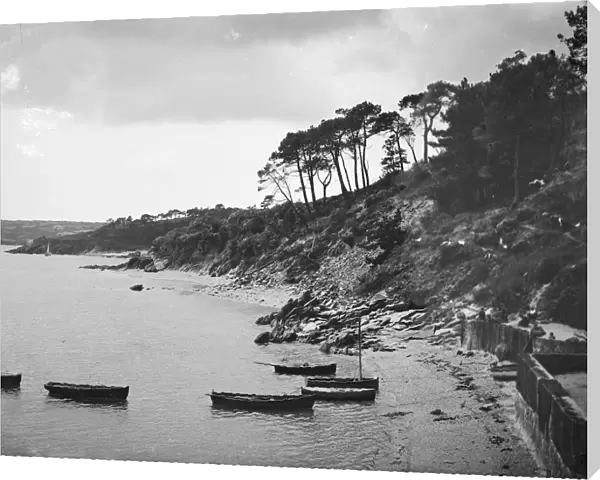 Cliff and small boats, Durgan, Mawnan, Cornwall. 1912