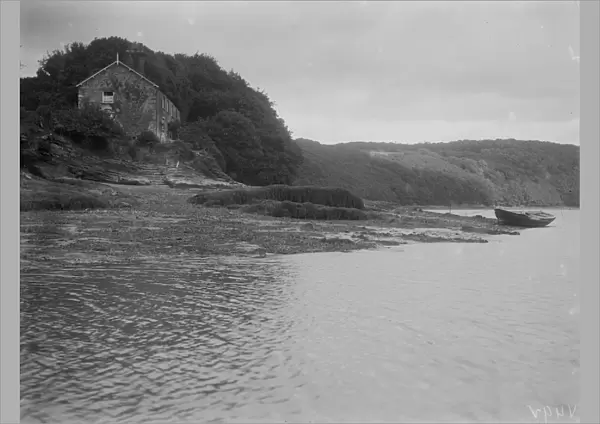Malpas Ferry landing, St Michael Penkivel, Cornwall. Probably early 1900s