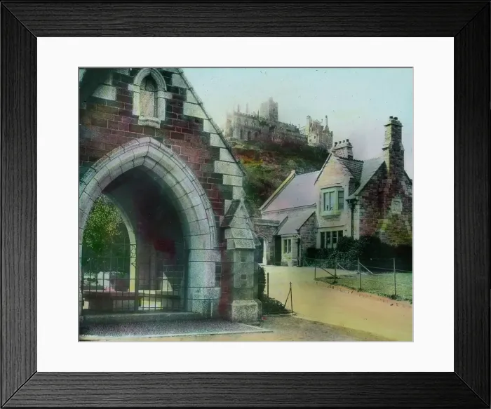Framed Print : St Michaels Mount, Mounts Bay, Cornwall. Undated
