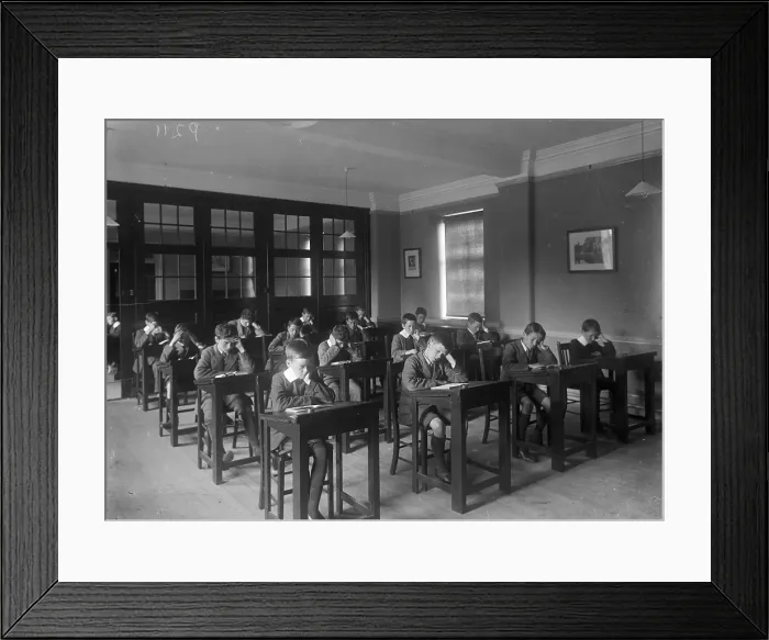 Framed Print : Cathedral School, Cathedral Green, Truro, Cornwall. February 1915