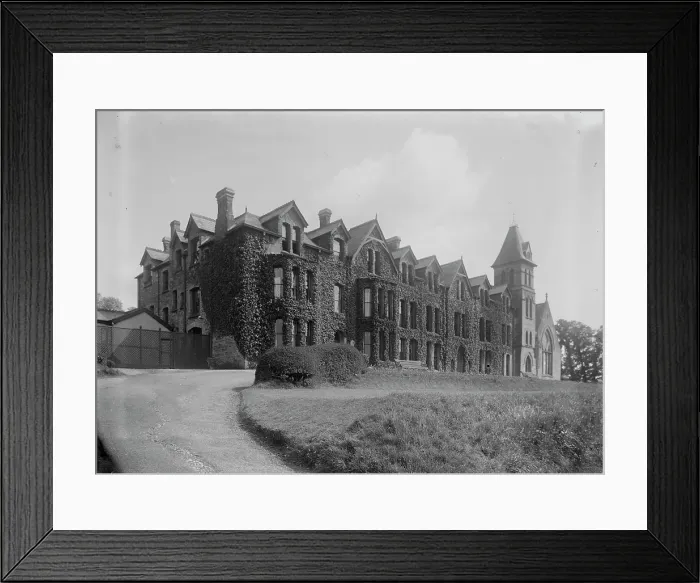 Framed Print : Truro School, formerly Truro College, Trennick Lane, Truro, Cornwall. Early 1900s