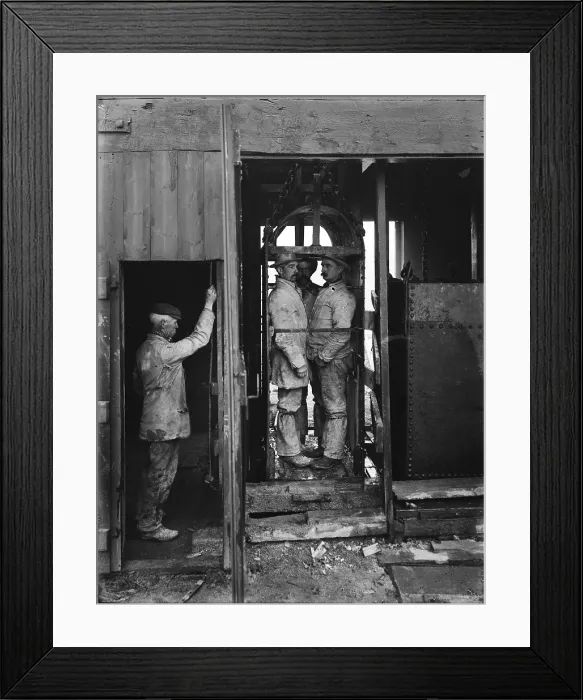 Framed Print : TRURI-MIcds-24