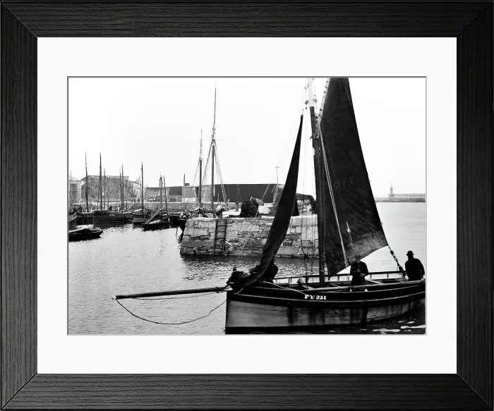 Framed Print : TRURI-MEVgv-52