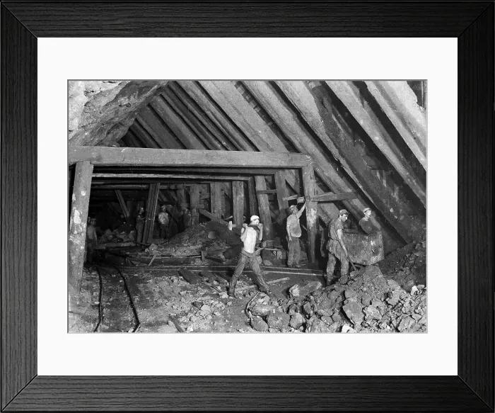 Framed Print : TRURI-MIdol-10
