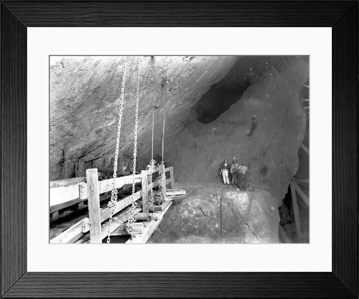 Framed Print : TRURI-MIdol-17