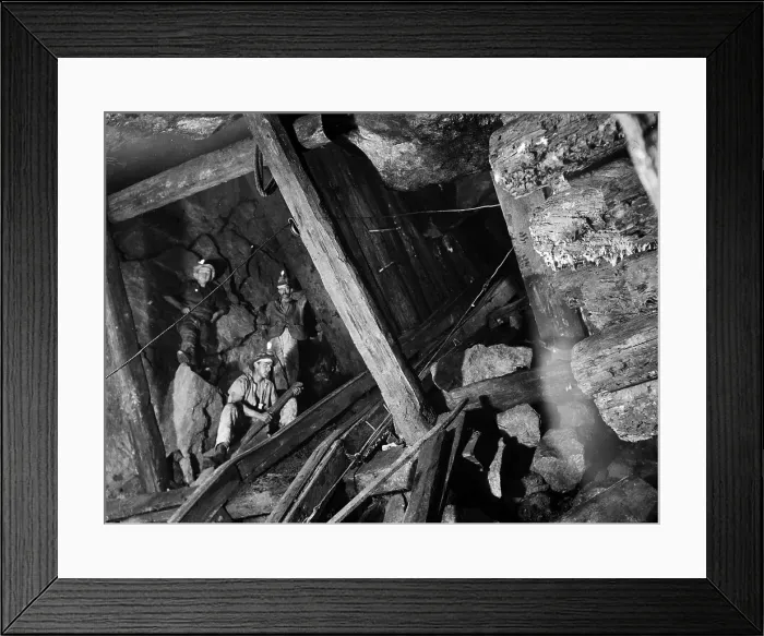 Framed Print : TRURI-MIdol-21