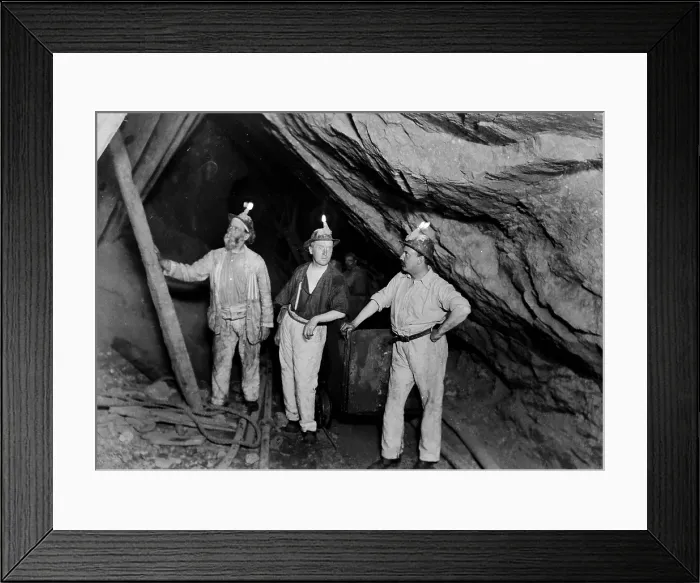 Framed Print : TRURI-MIdol-24