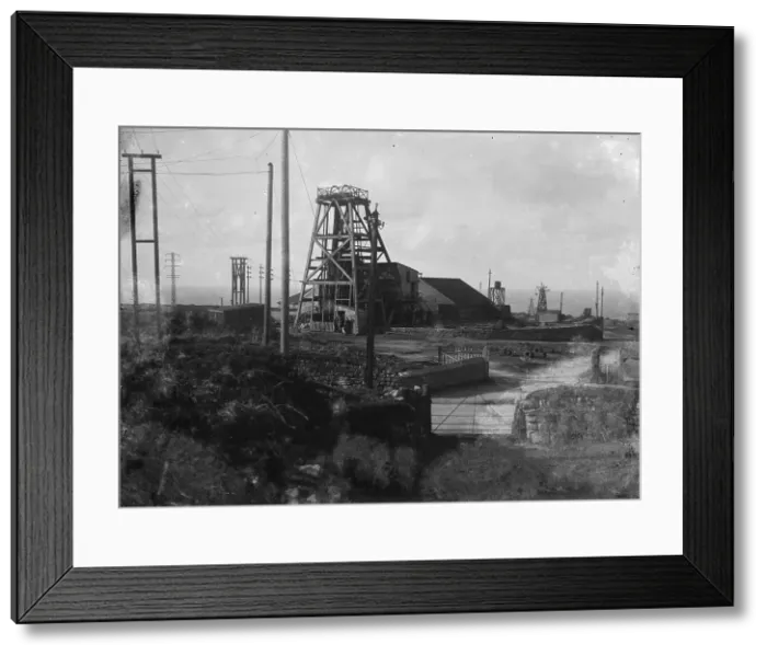 Framed Print : TRURI-MIgee-7