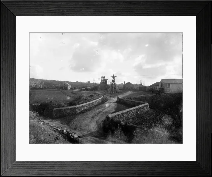 Framed Print : TRURI-MIgee-8