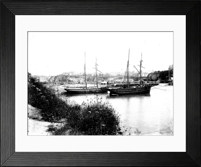 Framed Print : TRURI-NWQhs-13