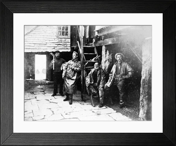 Framed Print : TRURI-NWQps-12