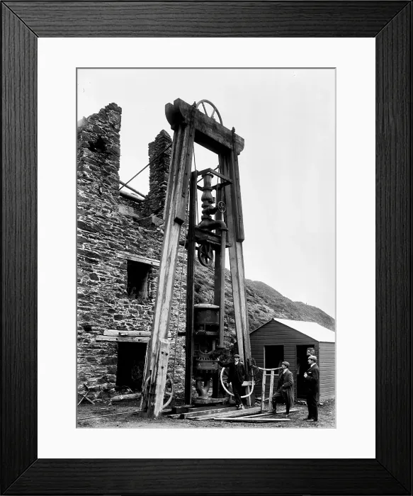 Framed Print : TRURI-MItyw-4