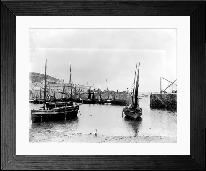 Framed Print : TRURI-MSHgv-9 Framed Print : TRURI-MSHgv-9