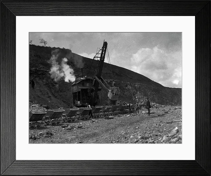 Framed Print : TRURI-RYpwt-3