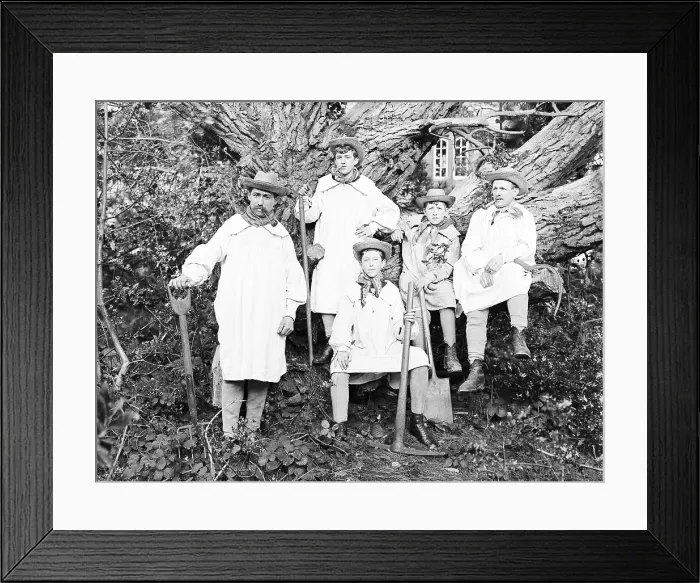Framed Print : TRURI-1972-2-444 Framed Print : TRURI-1972-2-444