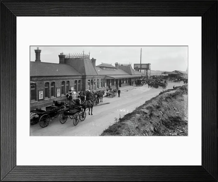 Framed Print : TRURI-RYtru-6 Framed Print : TRURI-RYtru-6