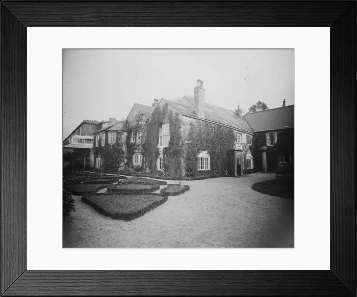 Framed Print : TRURI-1990-2-12-77 Framed Print : TRURI-1990-2-12-77