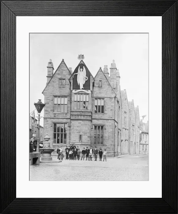 Framed Print : TRURI-TRUbba-1