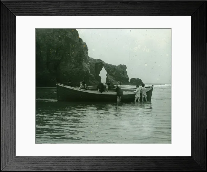 Framed Print : TRURI-1990-2-33 Framed Print : TRURI-1990-2-33