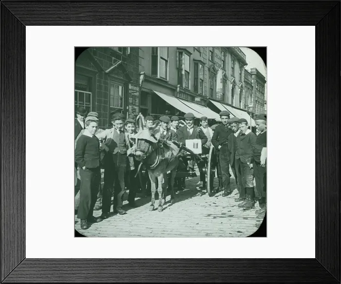 Framed Print : TRURI-1990-2-16