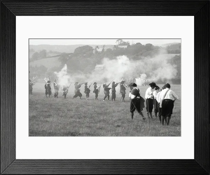 Framed Print : TRURI-2017-5-32 Framed Print : TRURI-2017-5-32