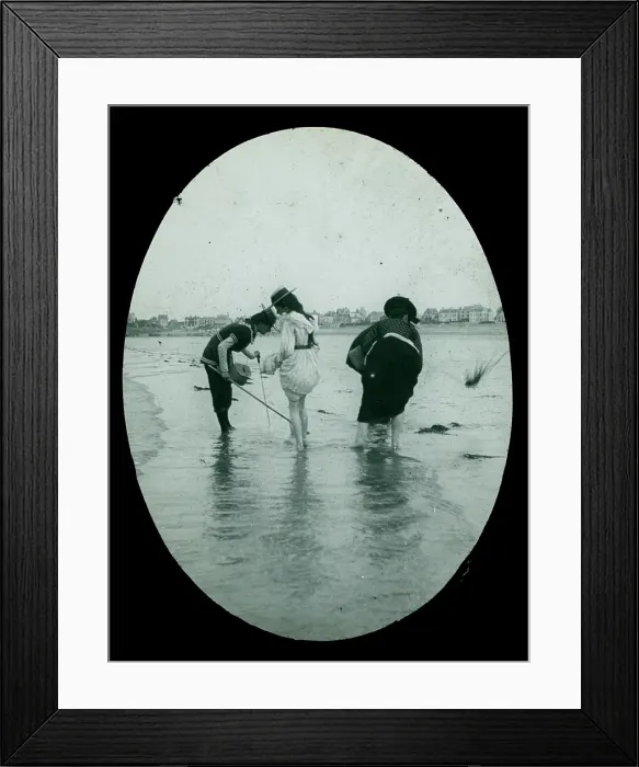 Framed Print : TRURI-1990-2-34