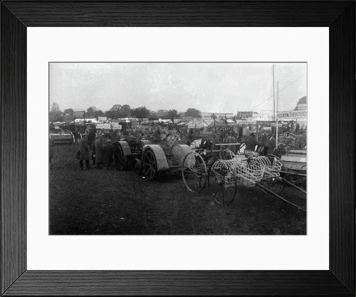 Framed Print : TRURI-2010-19-72 Framed Print : TRURI-2010-19-72