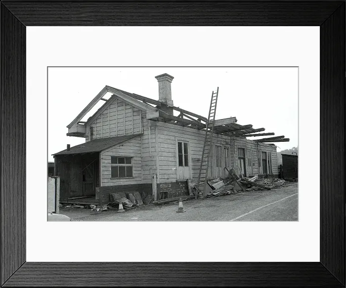 Framed Print : TRURI-2017-5-26