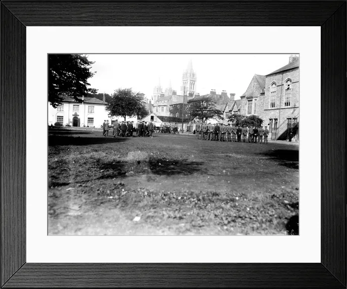 Framed Print : TRURI-TRUwwf-10