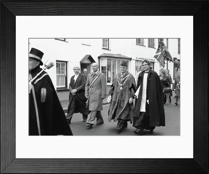 Framed Print : TRURI-2017-5-52