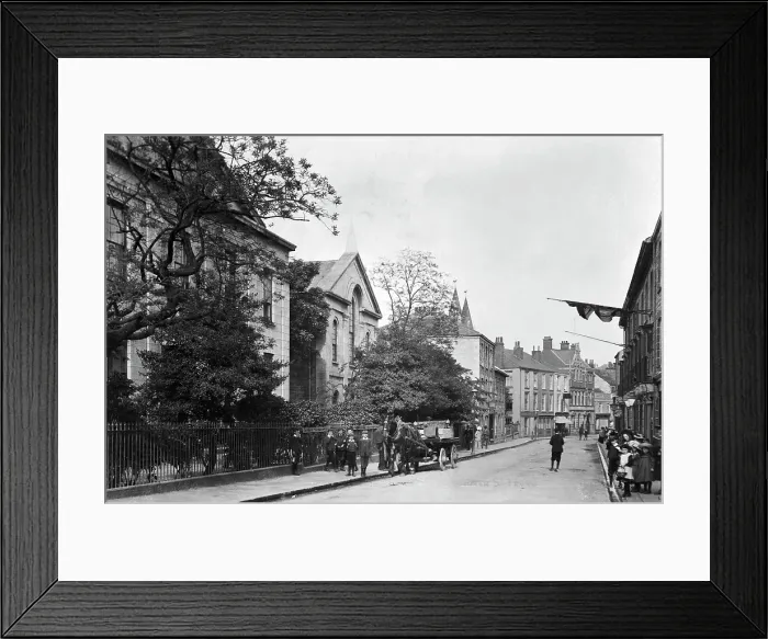 Framed Print : TRURI-TRUris-2 Framed Print : TRURI-TRUris-2