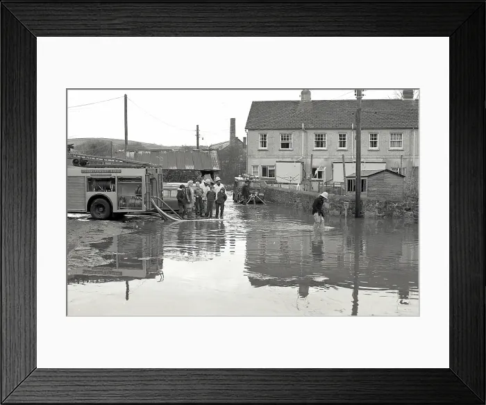 Framed Print : TRURI-2017-5-5 Framed Print : TRURI-2017-5-5