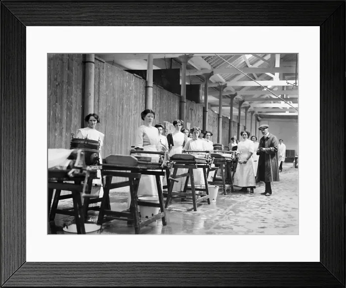 Framed Print : TRURI-AG-593 Framed Print : TRURI-AG-593