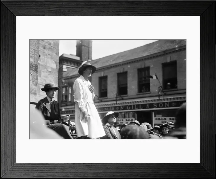 Framed Print : TRURI-TRUwef-18