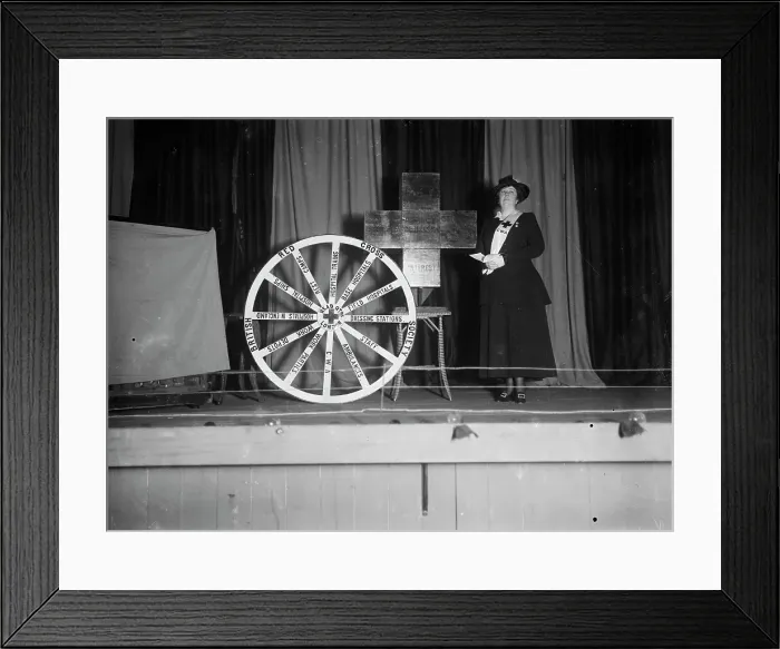 Framed Print : TRURI-TRUwef-4 Framed Print : TRURI-TRUwef-4
