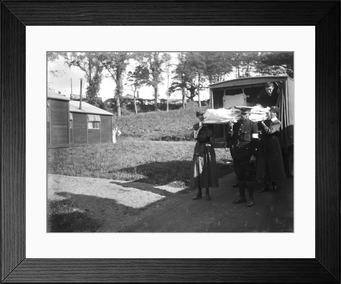 Framed Print : TRURI-TRUhrn-39 Framed Print : TRURI-TRUhrn-39