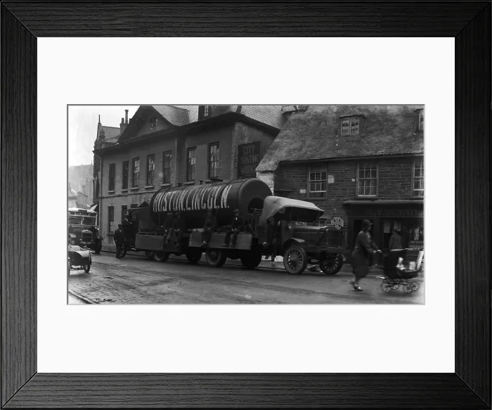 Framed Print : TRURI-TTmlv-14 Framed Print : TRURI-TTmlv-14