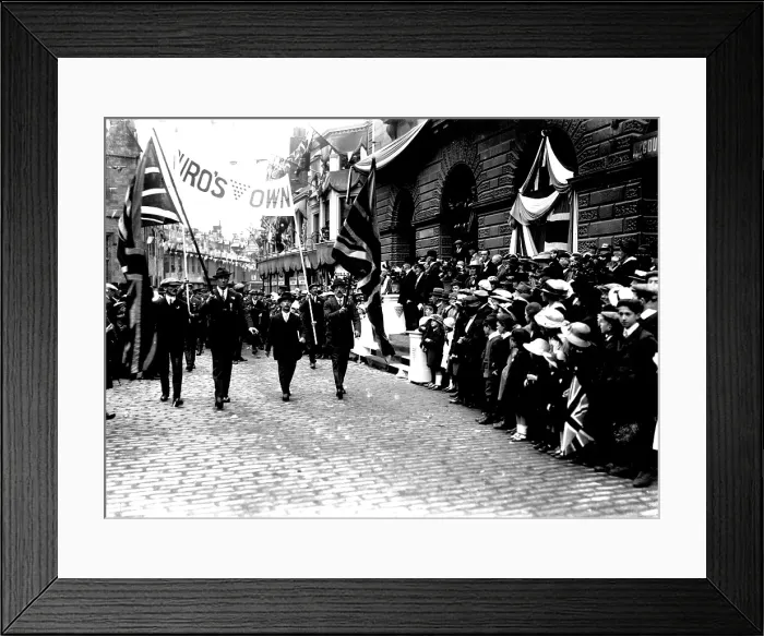 Framed Print : TRURI-TRUwwf-17