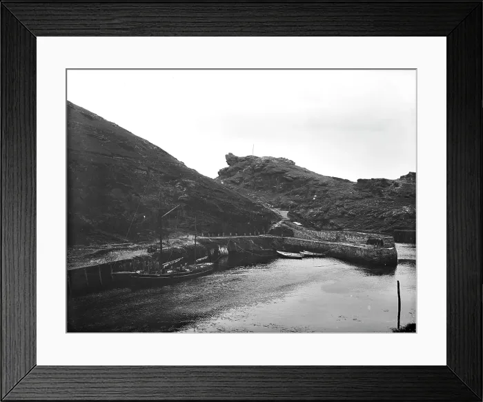 Framed Print : TRURI-BOShs-8 Framed Print : TRURI-BOShs-8