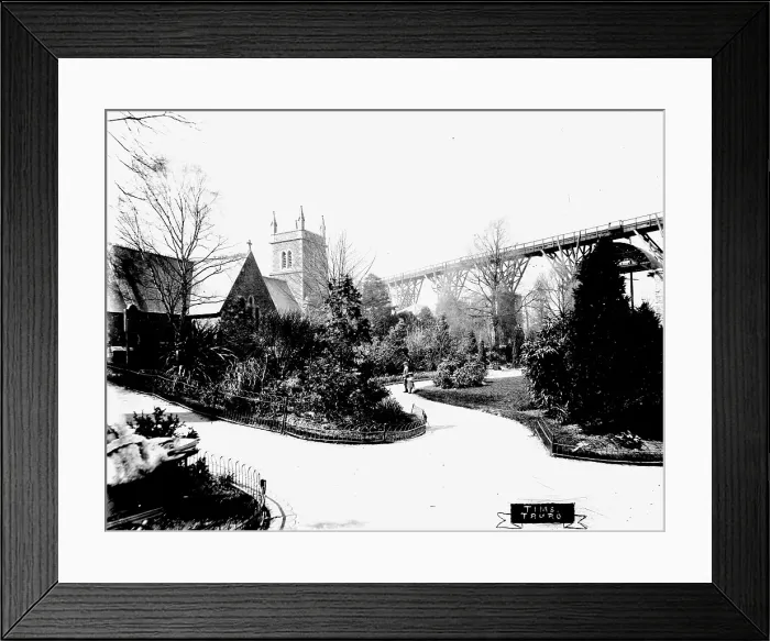 Framed Print : TRURI-TRUpvg-1 Framed Print : TRURI-TRUpvg-1