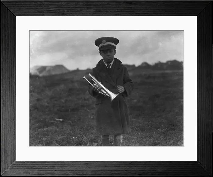 Framed Print : TRURI-BUGgv-4 Framed Print : TRURI-BUGgv-4